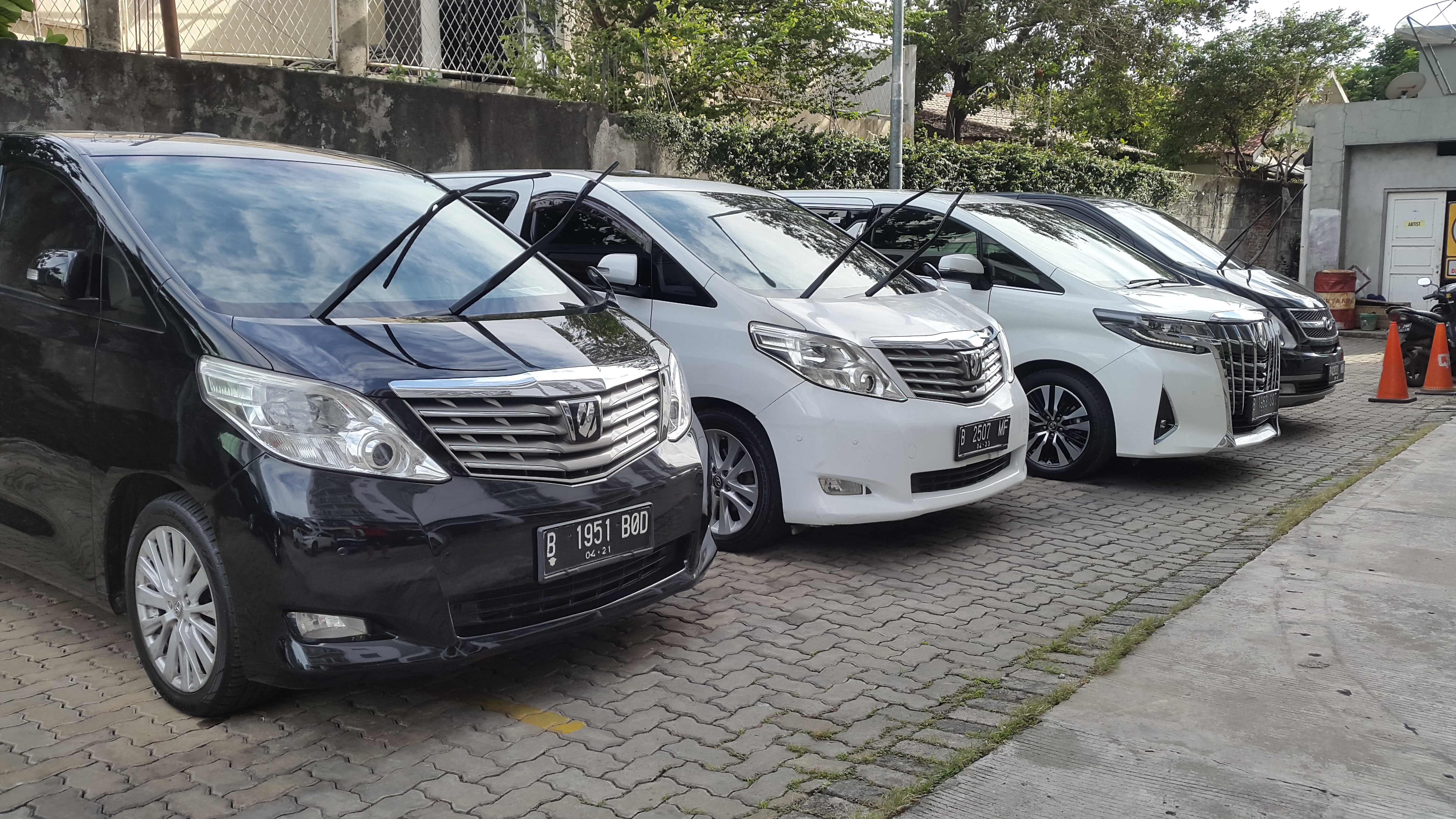 Sewa Mobil Online Jakarta